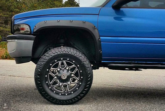 SC16 Black Milled Accents on Dodge Ram