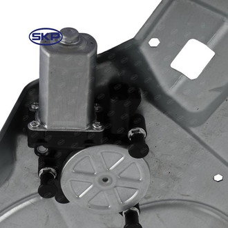 SKP® - Front Driver Side Manual Window Regulator