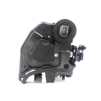 SKP® - Rear Driver Side Door Latch Assembly