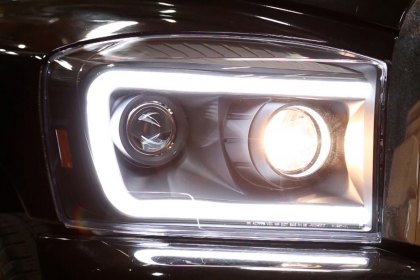 Spec-D® - Driver and Passenger Side Gloss Black/Smoke Switchback LED DRL Bar Projector Headlights, Installation
