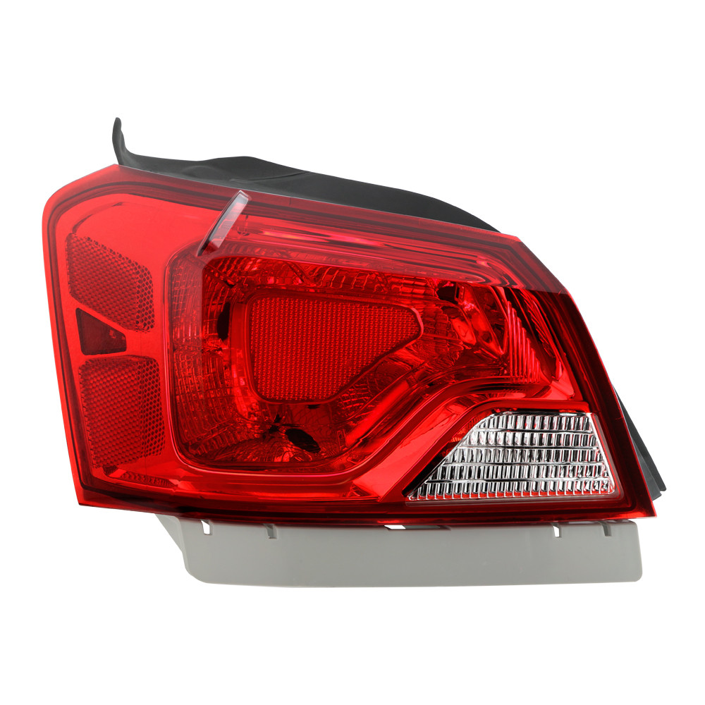 Spyder® ALT-JH-CIM14-OE-OL - Driver Side Outer Chrome/Red Factory