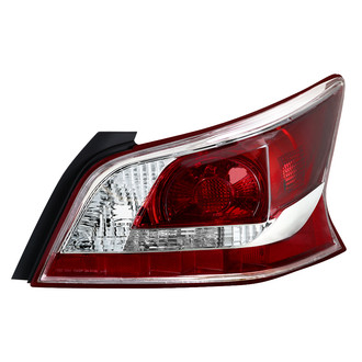 Spyder® - Passenger Side Chrome/Red Factory Style Tail Light
