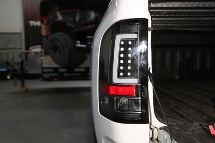 Spyder® - Fiber Optic LED Tail Lights for Chevy Silverado 1500-2500-3500 2007-2012 Installation