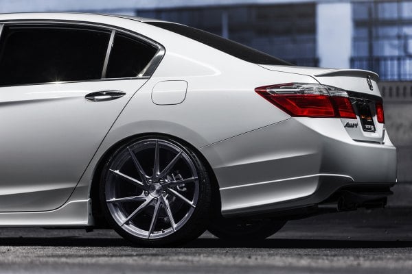 STANCE® SF01 Wheels - Brushed Titanium Rims