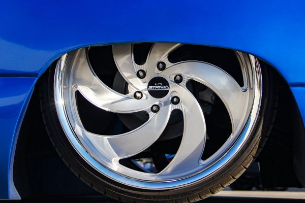 STRADA STREET CLASSICS® RETRO 6 Wheels - Brushed Silver Face