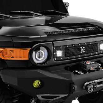 T-Rex® - X-Metal Torch Series Mesh Grille on Toyota FJ Cruiser