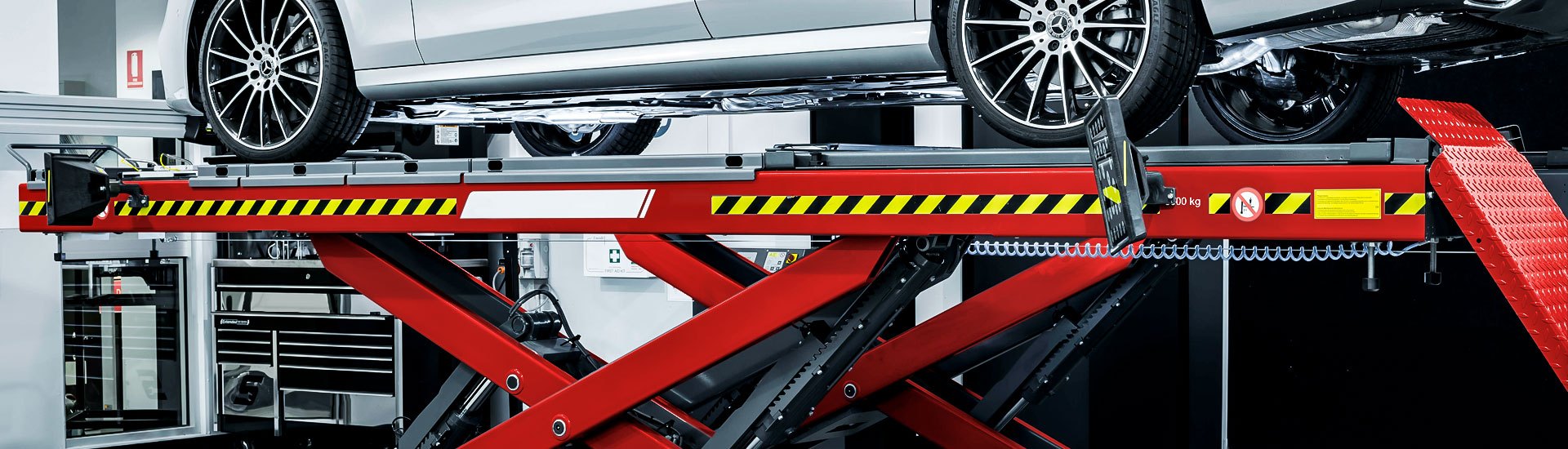 Automotive Lifts & Stands