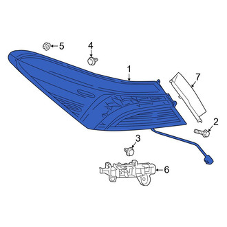 Toyota OE - Rear Left Tail Light Assembly