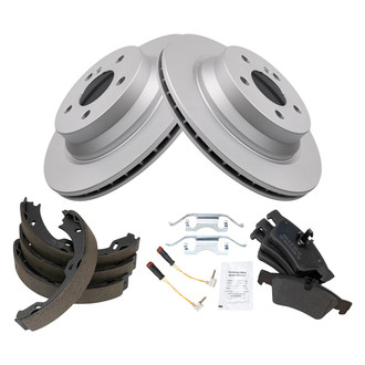 TRQ® - Performance Semi-Metallic Rear Brake Kit with Parking Brake Shoes