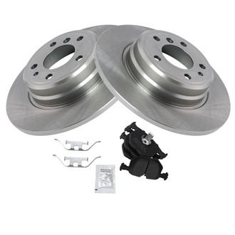 TRQ® - Rear Disc Brake Kit with Semi-Metallic Pads