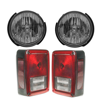 TRQ® LKA82910 - Driver and Passenger Side Replacement Headlights