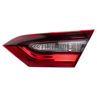 TRQ® - Passenger Side Inner Replacement Tail Light