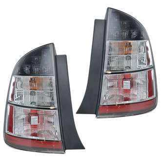 TRQ® - Driver Side Replacement Tail Lights