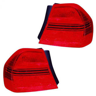 TRQ® - Driver and Passenger Side Outer Replacement Tail Lights