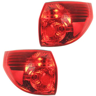 TRQ® - Driver and Passenger Side Outer Replacement Tail Lights