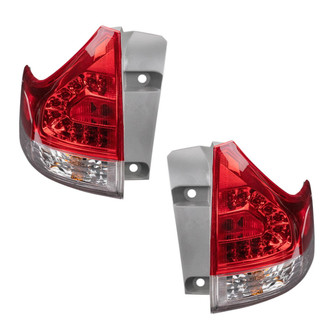 TRQ® - Driver and Passenger Side Outer Replacement Tail Lights