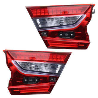 TRQ® - Driver and Passenger Side Inner Replacement Tail Lights