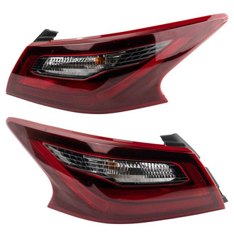 TRQ® - Driver and Passenger Side Outer Replacement Tail Lights