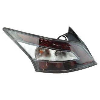 TRQ® - Driver Side Replacement Tail Light