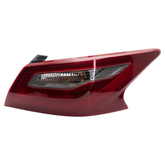 TRQ® - Passenger Side Outer Replacement Tail Light