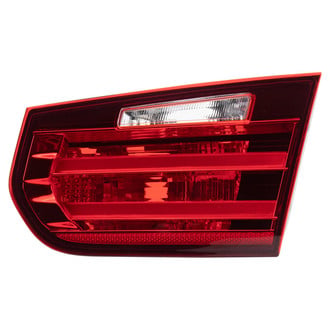 TRQ® - Passenger Side Inner Replacement Tail Light