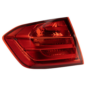TRQ® - Driver Side Outer Replacement Tail Light