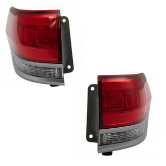 TRQ® - Driver and Passenger Side Outer Replacement Tail Lights