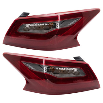 TRQ® - Driver and Passenger Side Outer Replacement Tail Lights