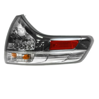 TRQ® - Passenger Side Outer Replacement Tail Light