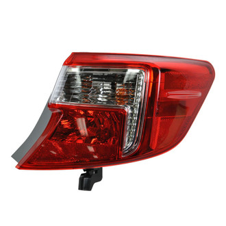 TRQ® - Passenger Side Outer Replacement Tail Light