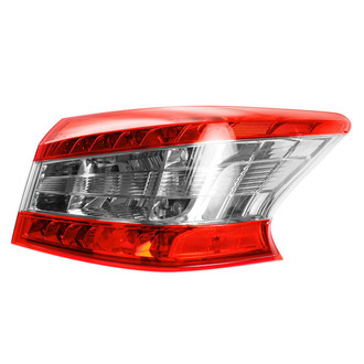 TRQ® - Passenger Side Outer Replacement Tail Light