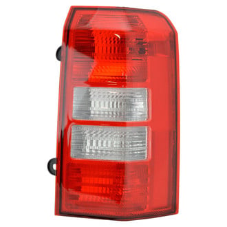 TRQ® - Passenger Side Replacement Tail Light