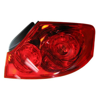 TRQ® - Passenger Side Outer Replacement Tail Light