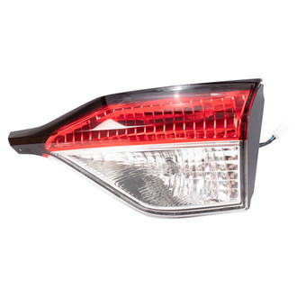 TRQ® - Passenger Side Inner Replacement Tail Light
