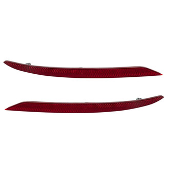 TRQ® - Rear Driver and Passenger Side Bumper Reflector Set