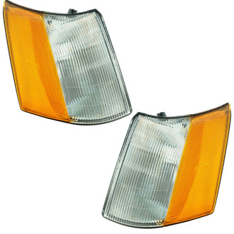 TRQ® - Driver and Passenger Side Replacement Turn Signal/Corner Lights