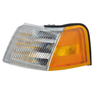 TRQ® - Driver Side Replacement Turn Signal/Corner Light