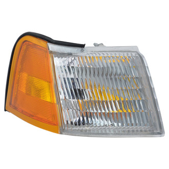 TRQ® - Passenger Side Replacement Turn Signal/Corner Light