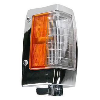 TRQ® - Passenger Side Replacement Turn Signal/Corner Light