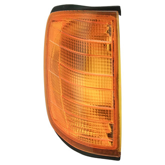 TRQ® - Passenger Side Replacement Turn Signal/Corner Light