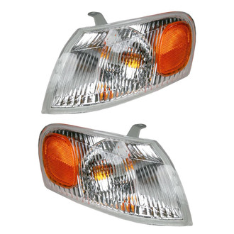 TRQ® - Driver and Passenger Side Replacement Turn Signal/Corner Lights