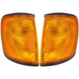 TRQ® - Driver and Passenger Side Replacement Turn Signal/Corner Lights