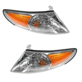 TRQ® - Driver and Passenger Side Replacement Turn Signal/Corner Lights