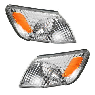TRQ® - Driver and Passenger Side Replacement Turn Signal/Corner Lights