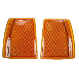 TRQ® - Passenger Side Replacement Turn Signal/Corner Light