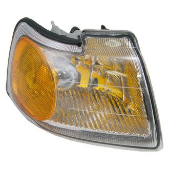 TRQ® - Passenger Side Replacement Turn Signal/Corner Light