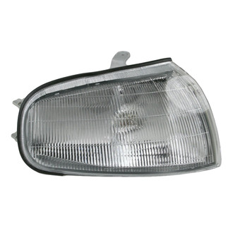 TRQ® - Passenger Side Replacement Turn Signal/Corner Light
