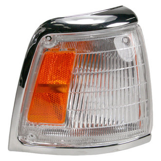 TRQ® - Passenger Side Replacement Turn Signal/Corner Light