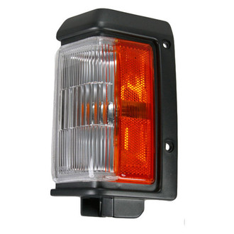 TRQ® - Driver Side Replacement Turn Signal/Corner Light