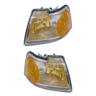 TRQ® - Driver and Passenger Side Replacement Turn Signal/Corner Lights